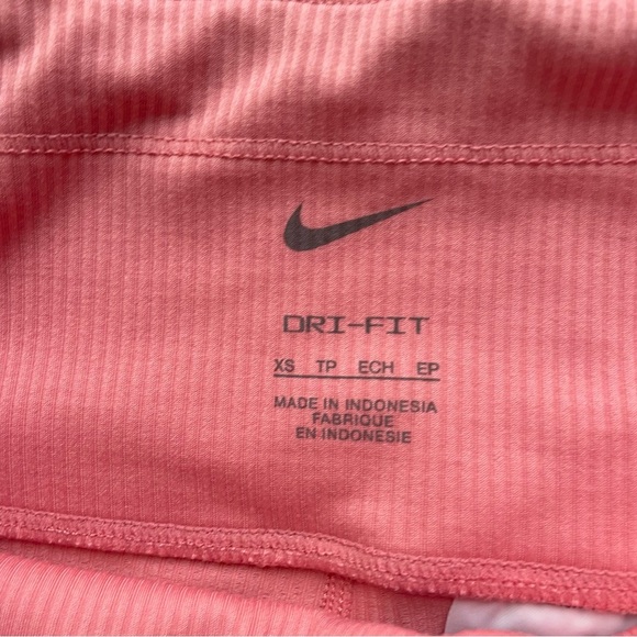Nike Women Pink Biker Shorts Running Tight Fit Mid Rise Ribbed Panel Spandex XS - Picture 9 of 10